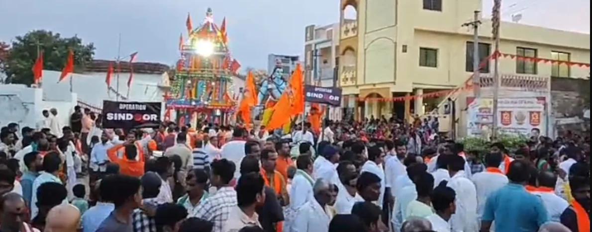 ఘనంగా శ్రీలక్ష్మీ నారాయణ రథోత్సవాలు