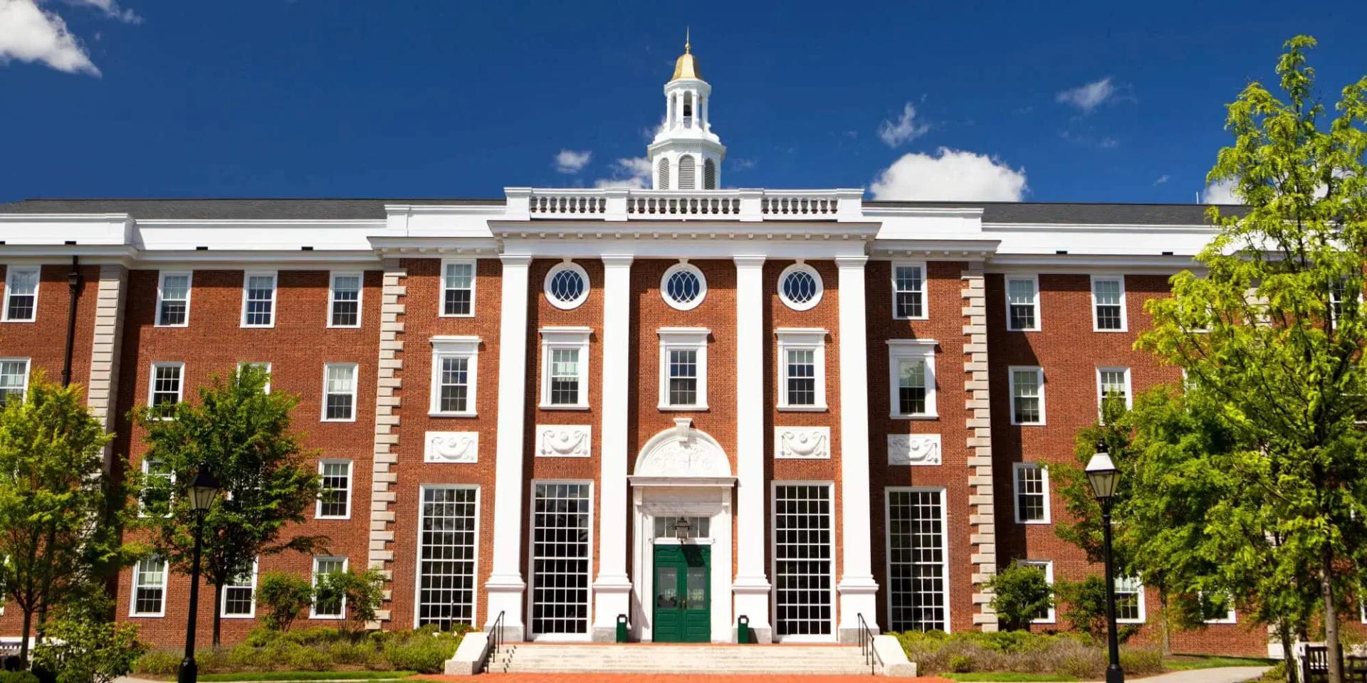 Harvard University Imposes Strict Limit on A Grades in Undergraduate Courses