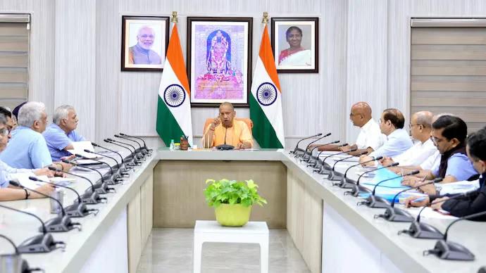 Yogi Orders 50% Cut in Ministerial Convoy Vehicles Amid Austerity Drive