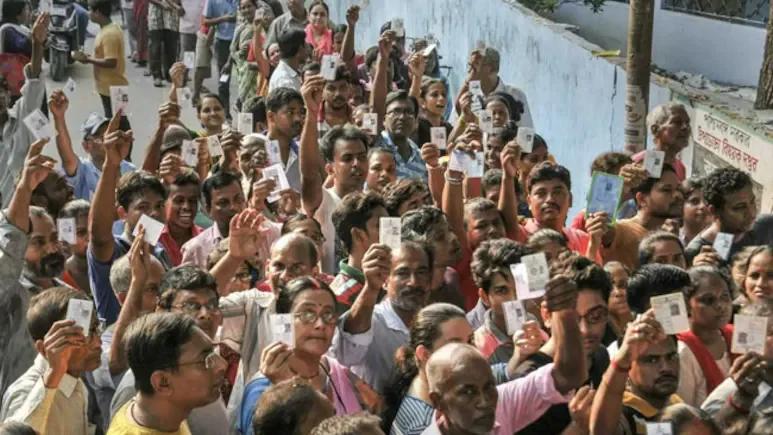 దేశవ్యాప్తంగా ఓటరు జాబితాల సవరణ