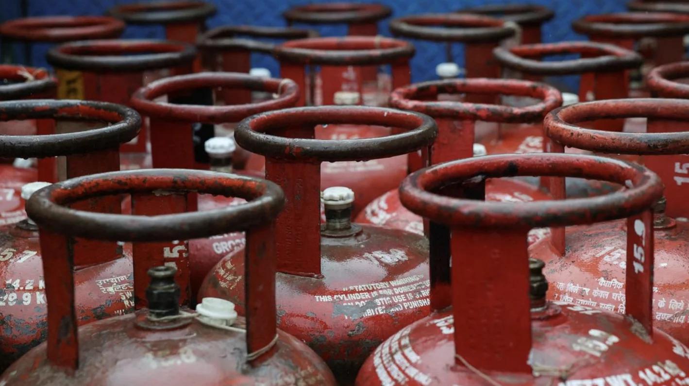 LPG వినియోగదారులకు ఊరట.. ఈ-కేవైసీ గడువు సెప్టెంబర్ 14 వరకు పొడిగింపు