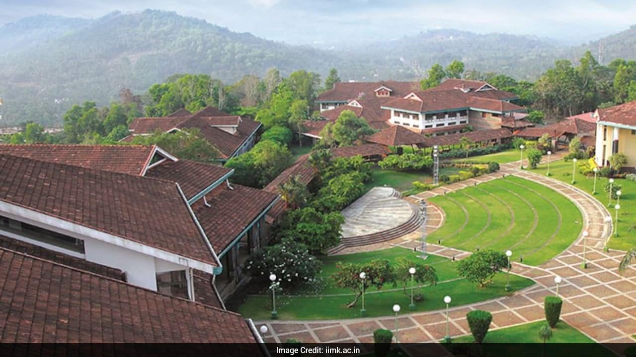 IIM Kozhikode Makes History With Record 66% Women In New MBA Batch