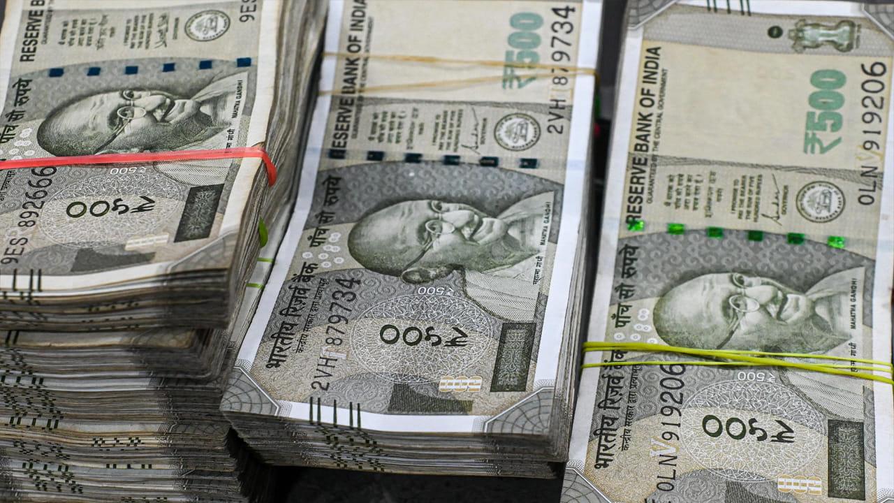 Personal Finance: కేవలం రూ.2000 పొదుపు చేస్తే చేతికి రూ.1.2 కోట్లు.. కోటీశ్వరున్ని చేసే ప్లాన్‌..!
