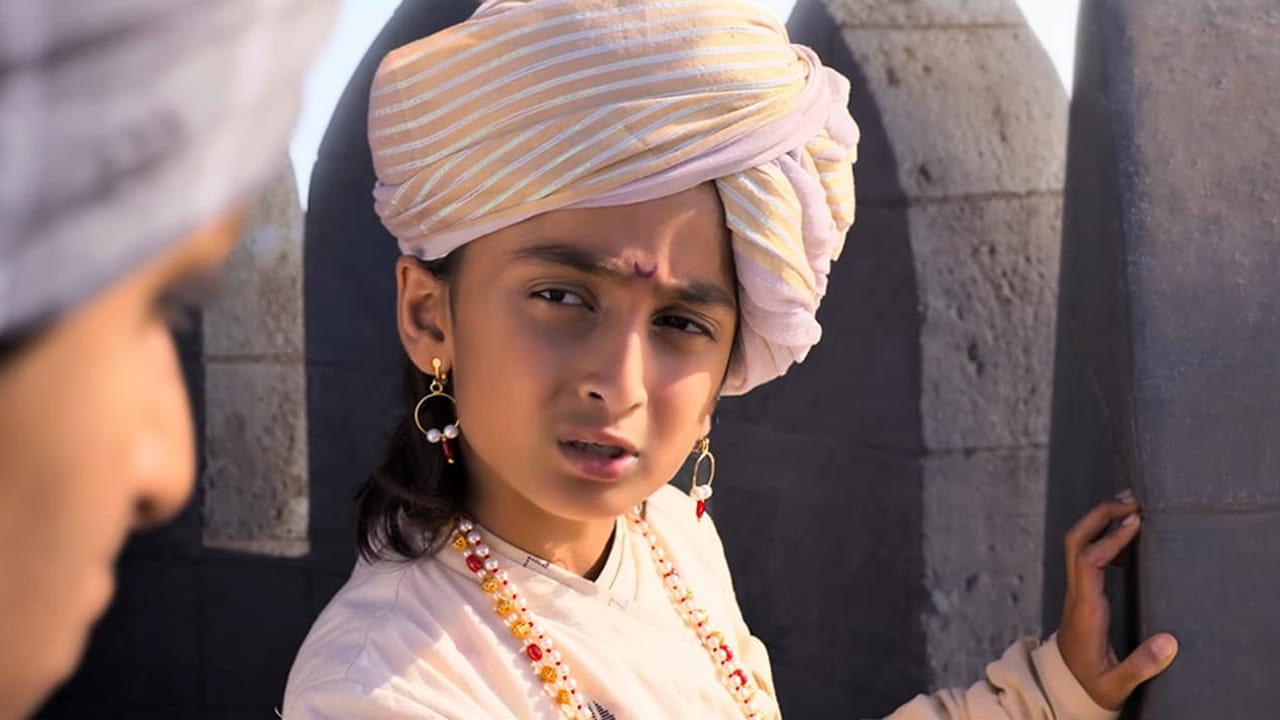 పదేళ్లకే నటనలో అదరగొట్టేస్తున్నాడు.. ఈ బుడతడు టాలీవుడ్ స్టార్ హీరోయిన్ కొడుకు.. ఎవరో గుర్తు పట్టారా?