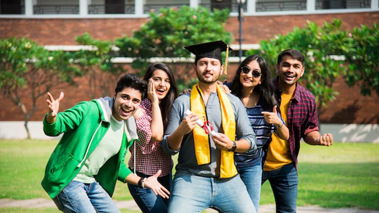 Central  Government: యువతకు కేంద్ర ప్రభుత్వం అద్బుత ఛాన్స్.. అవన్నీ ఉచితం.. ఎవరైనా చేరవచ్చు.