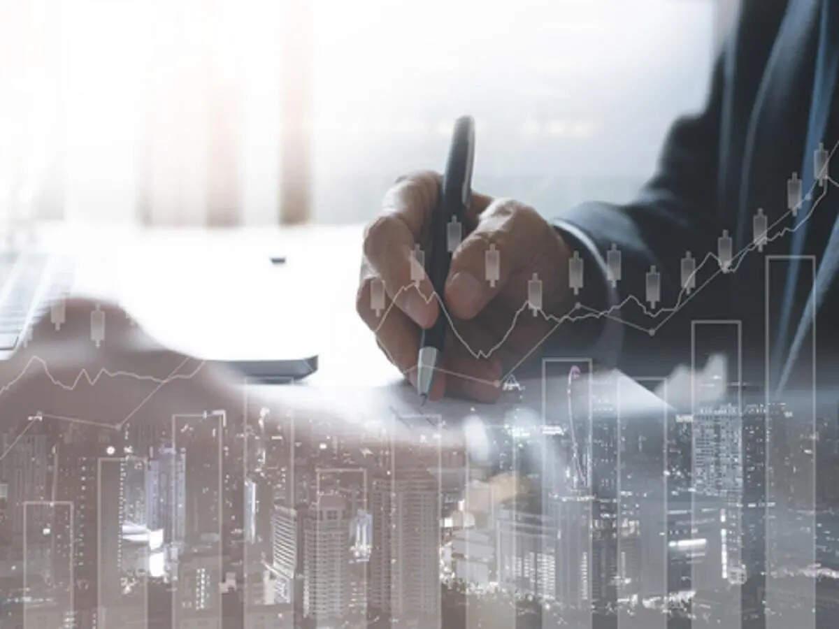 Why investors are taking a cautious approach ahead of big tech earnings