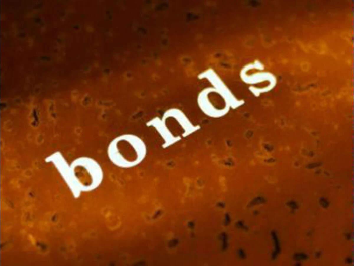 India bonds return near March-end lows after volatile month; oil, treasuries add to downside risks