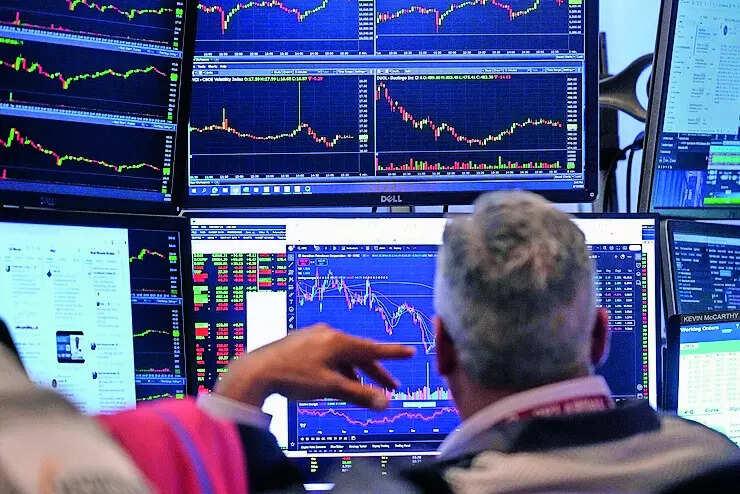 US stocks today: US market ends higher, S&P 500, Nasdaq notch biggest monthly gains in years