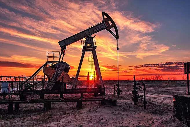 Oil falls as Iran proposes talks but prices still set for weekly gains