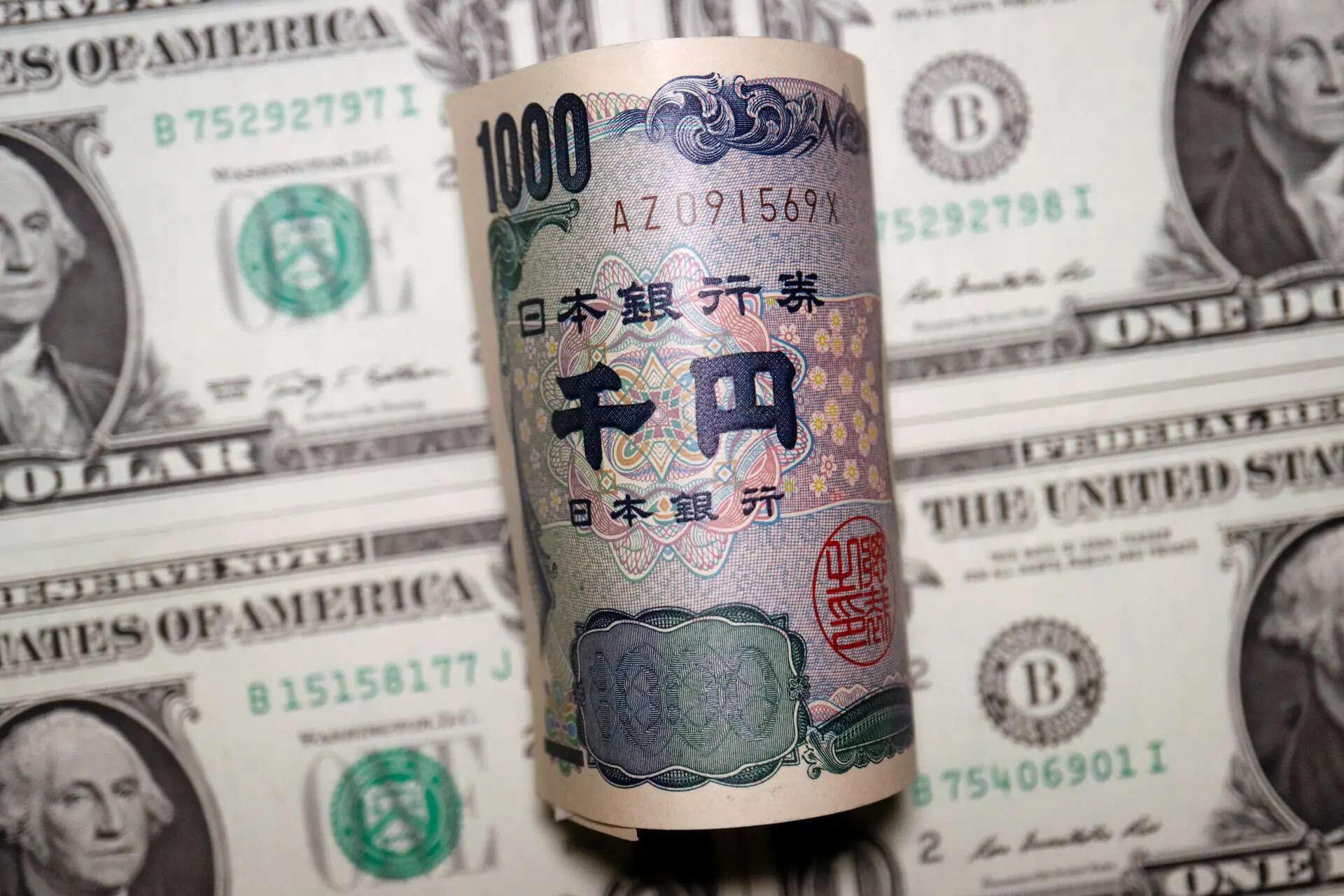 Dollar set for sharp weekly loss versus yen after Japan steps in