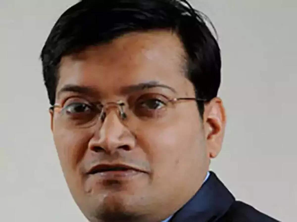 Energy, banks, EMS stand out as key bets in volatile market: Manish Sonthalia
