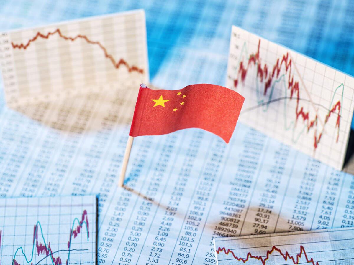 Global Markets | China blue-chip index hits 4-year high as tech stocks surge