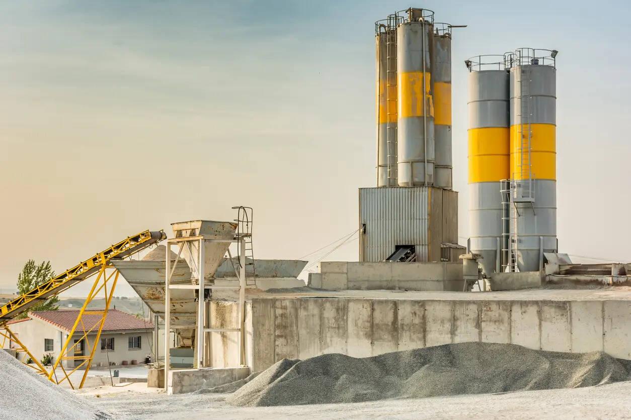 Shree Cement Q4 results: Cons PAT falls 8% YoY to Rs 526 cr despite 10% revenue uptick. Rs 70/share dividend declared