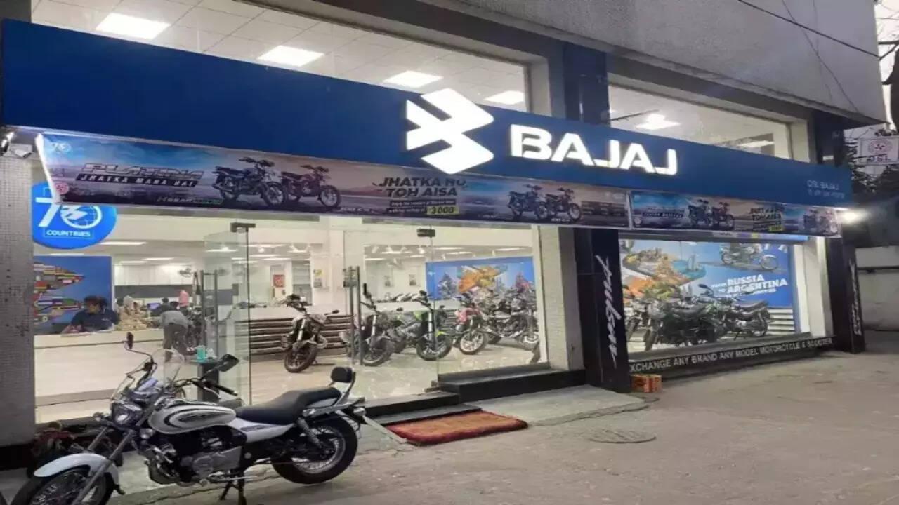 Bajaj Auto announces Rs 5,633 crore share buyback via tender route, sets price at Rs 12,000 apiece