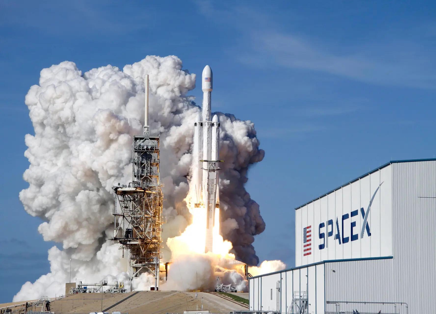 SpaceX IPO gives Elon Musk sweeping power, curbs shareholder rights