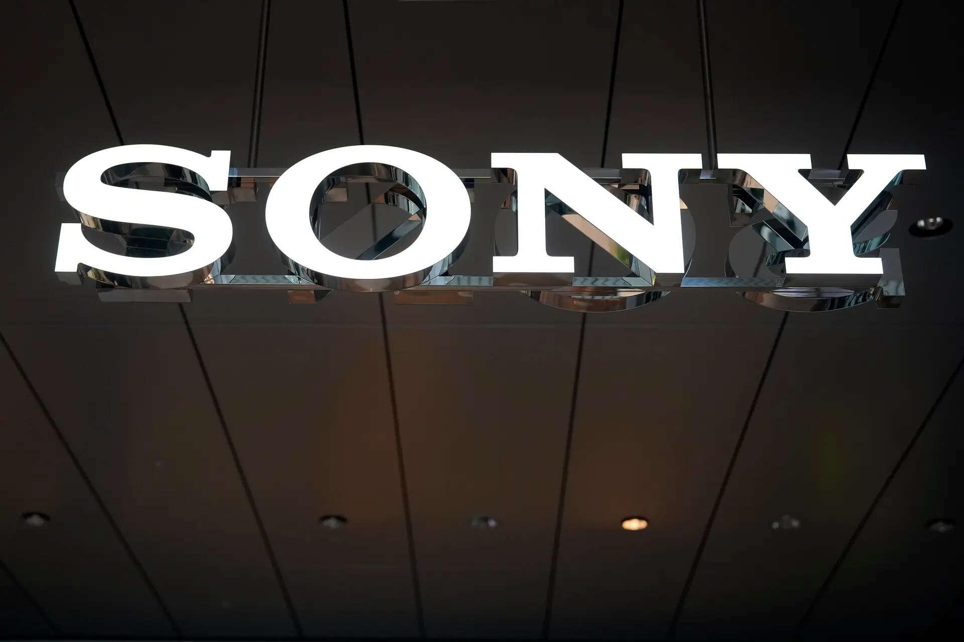 Sony forecasts 11% rise in annual profit but lower sale