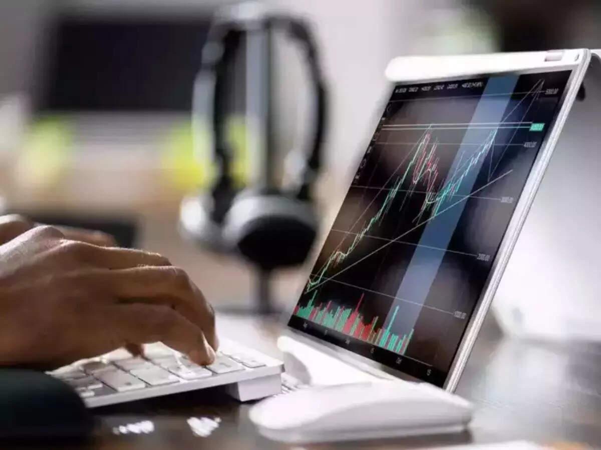 Oil shock rattles D-Street as rupee hits record low