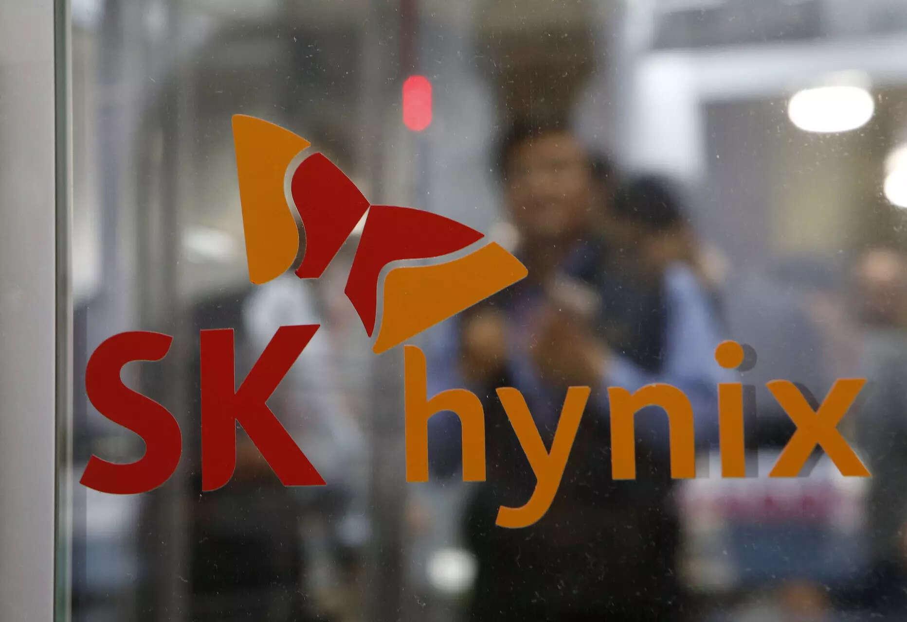 SK Hynix makes US debut today. Will investors sell Micron to buy the AI memory leader?