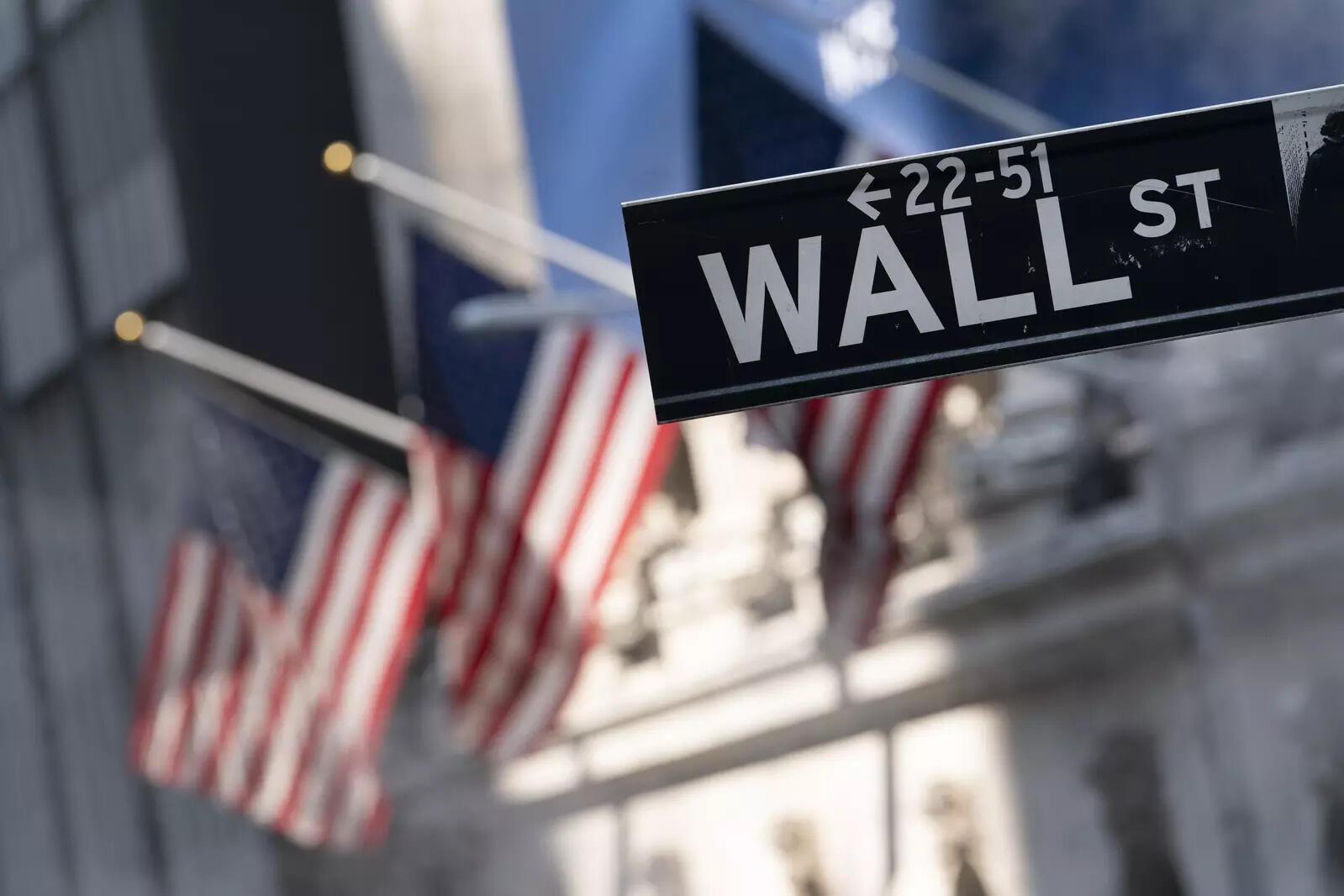 Wall Street banks rule on staff betting on prediction markets, sources say