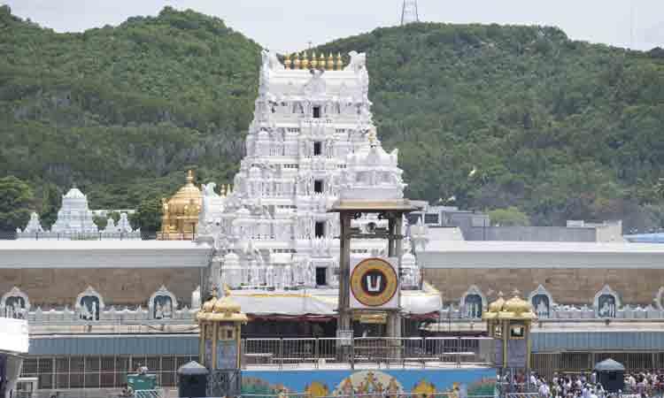 తిరుమలలో భక్తుల రద్దీ ఎలా ఉందంటే..?