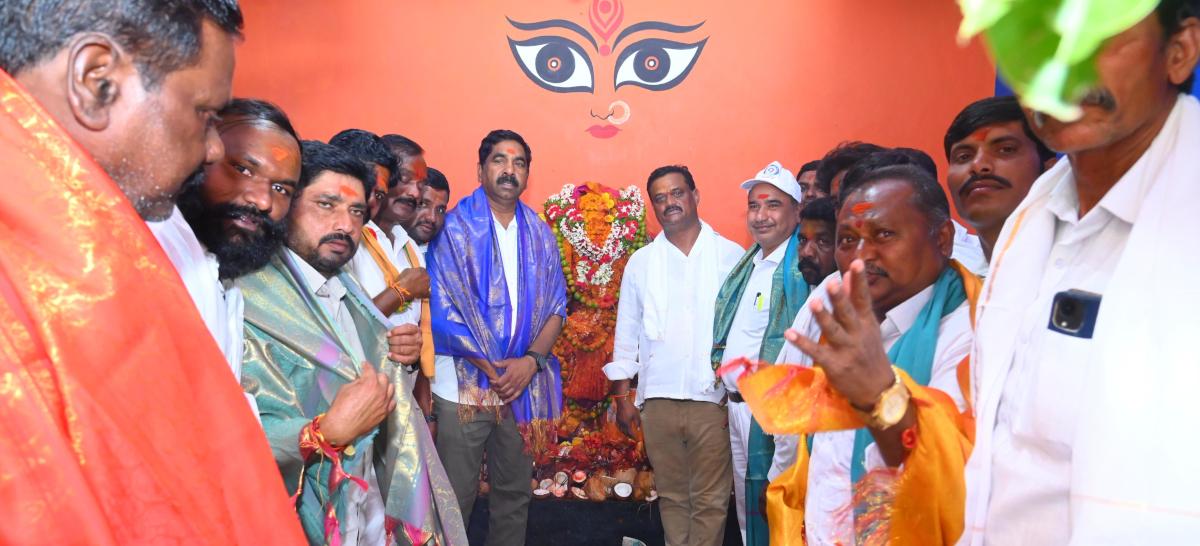 కట్టమైసమ్మ ఆలయ అభివృద్ధికి పాటుపడతా: ఎమ్మెల్యే
