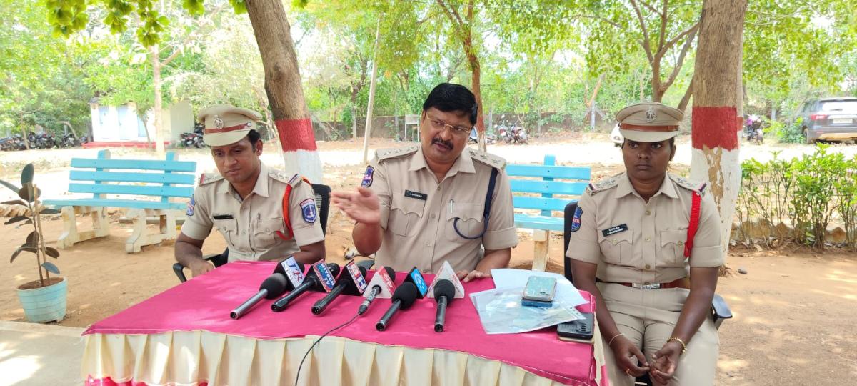 పోలీసులపై ఆరోపణలు అవాస్తవం