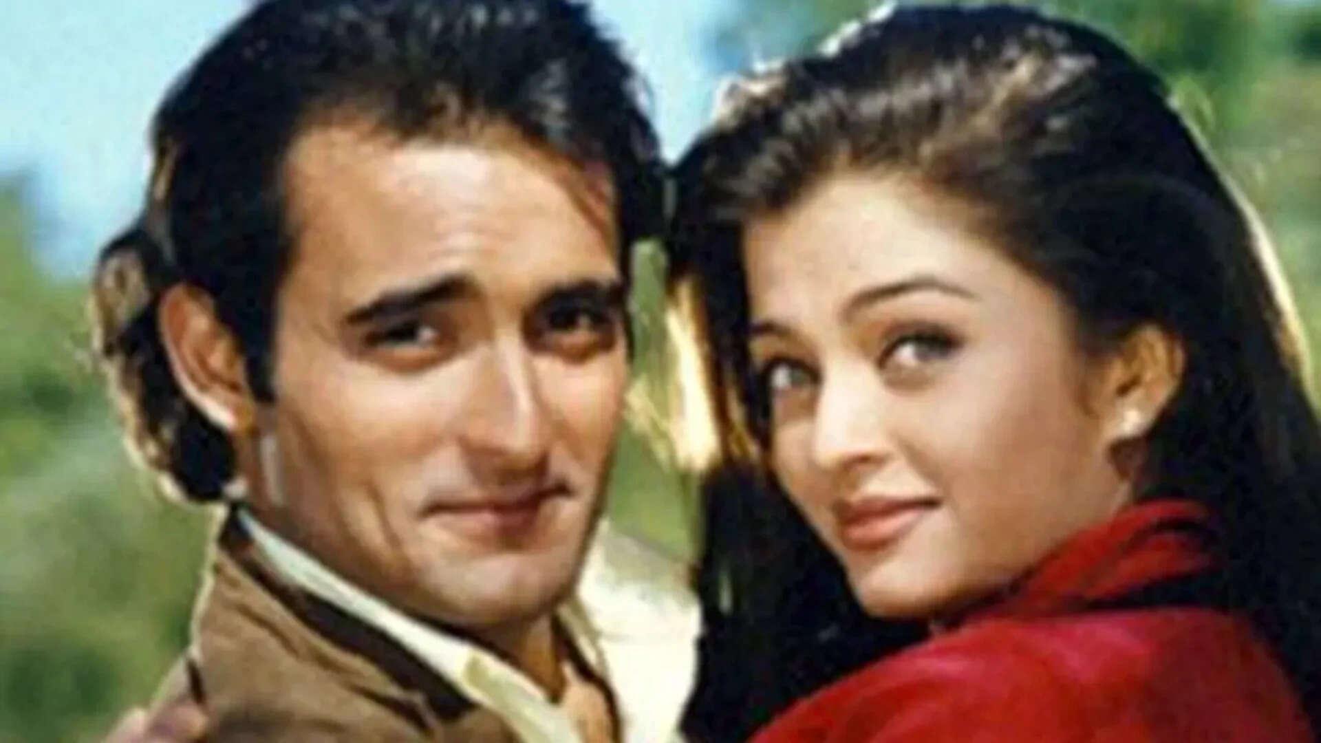 Akshaye Khanna’s old dance video with Aishwarya Rai will take you to 90s