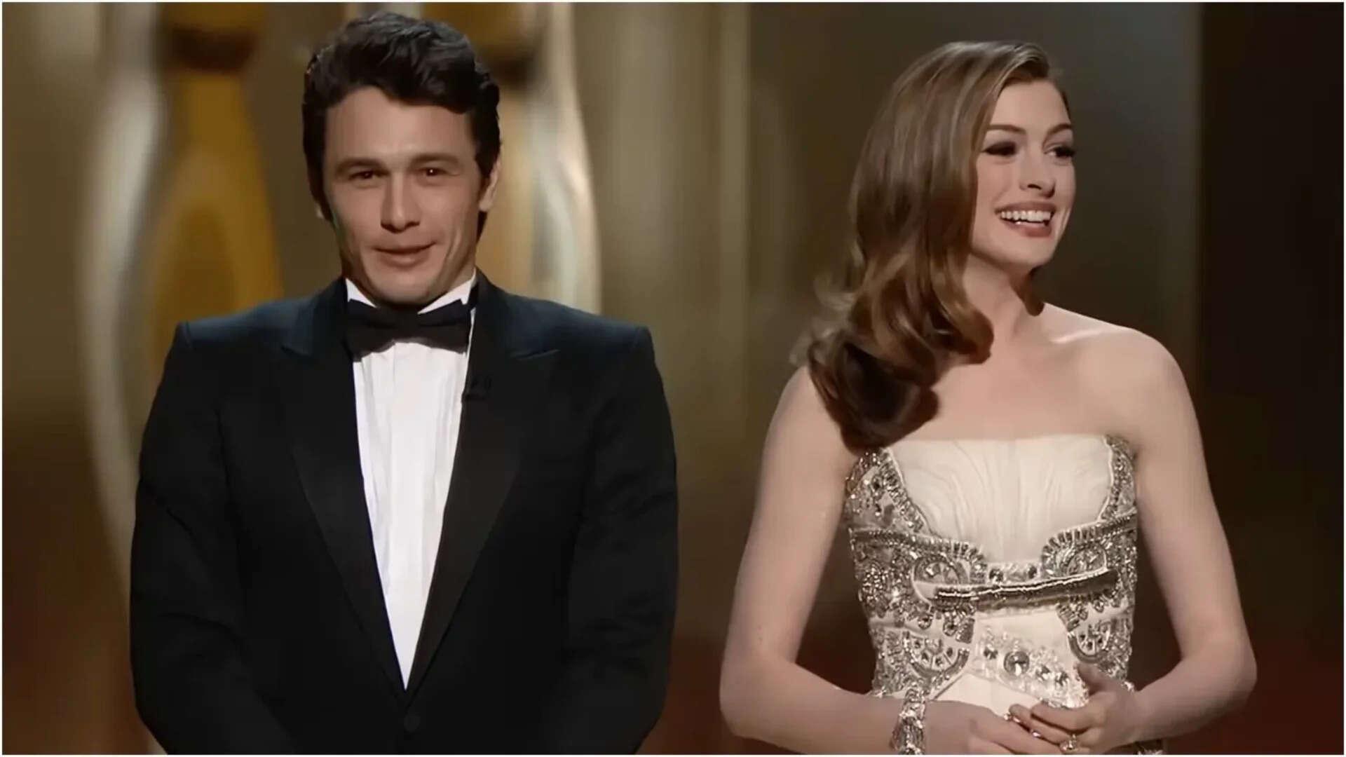 Anne Hathaway’s mother corrected her posture at Oscars 2011