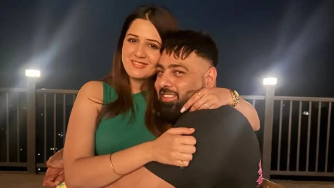 Isha Rikhi confirms marriage with Badshah, shares FIRST romantic photo
