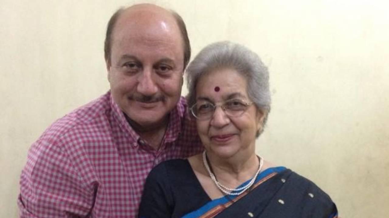Anupam Kher mourns Vijaya Mehta: ‘She raised your standards’