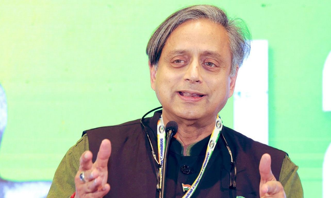 Kerala: Tharoor Briefly Trapped in Hotel Lift, Rescued by Fire Personnel