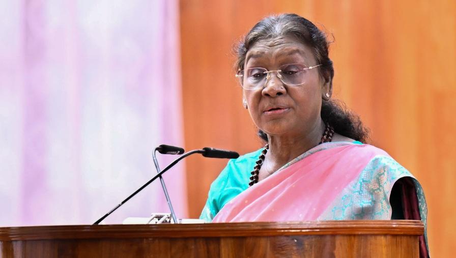 Murmu to Attend Convocation in Andhra Today