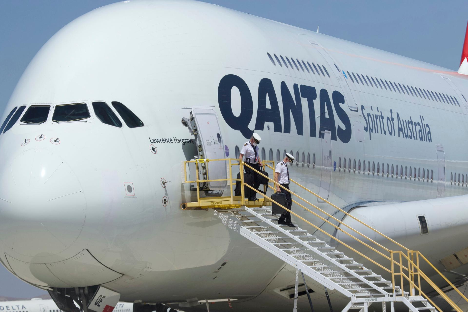 Qantas Bans Passenger for Biting Crew Member