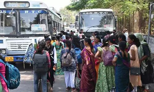 రోడెక్కిన  ఆర్‌టిసి బస్సులు