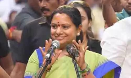 టీఆర్‌ఎస్... నాకు రాసిపెట్టి ఉందేమో: కవిత ట్వీట్