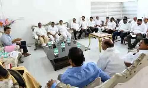 కాంగ్రెస్‌కు మళ్లీ అధికారం కల్ల