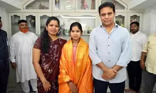 కెటిఆర్ సాయం..  బ్రెయిన్ ట్యూమర్ జయించిన బాలిక