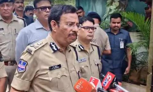 మాజీ డిజిపి భార్యను హత్య చేసింది నేపాలీ వాళ్లే: సిపి సజ్జనార్