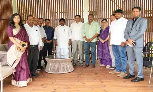 మూసీ నివాసితులకు డిప్యూటి సిఎం భరోసా