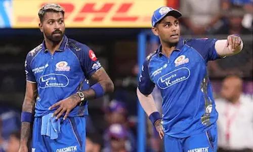బెంగళూరుతో మ్యాచ్‌కు హార్దిక్ దూరం.. కెప్టెన్‌గా సూర్య