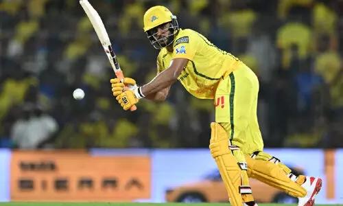 ధోనీ చెప్పిన ఆ ఒక్క మాటతో.. నేను దంచి కొట్టాను: ఉర్విల్