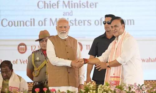 అస్సాం సిఎంగా హిమంత బిశ్వశర్మ ప్రమాణ స్వీకారం