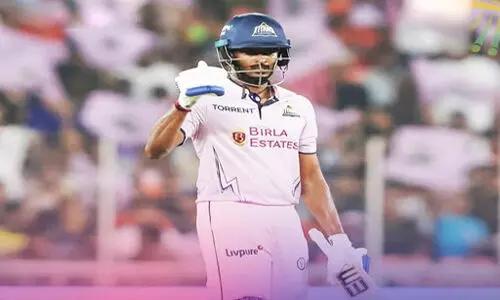 సన్ రైజర్స్  టార్గెట్ 169