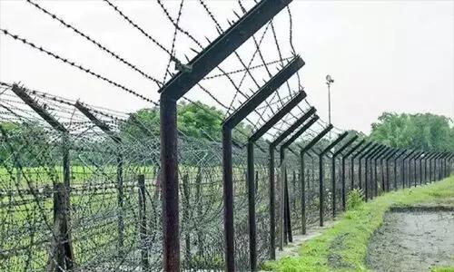 ముళ్ల తీగలకు భయపడేది లేదు: బంగ్లాదేశ్