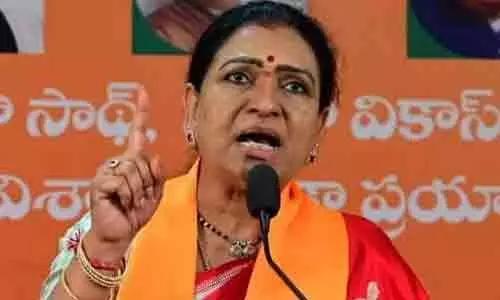 కుర్చీపై ఉన్న యావ సమస్యలపై లేదు.. సిఎం రేవంత్ పై డికె అరుణ ఫైర్