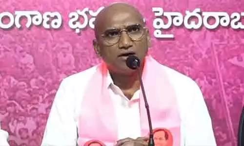 సిఎం రేవంత్ రెడ్డి బండి భగీరధ్‌ను రక్షించాలని చూస్తున్నారు: ఆర్‌ఎస్ ప్రవీణ్‌కుమార్
