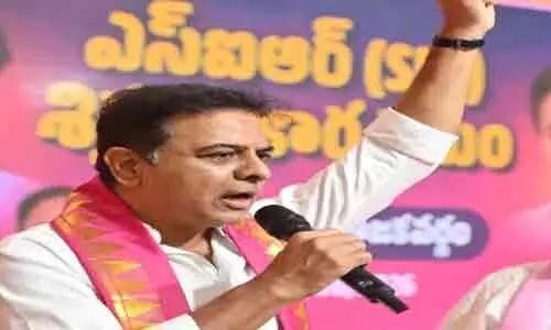 యూరియా యాప్‌ను బంగాళాఖాతంలో వేస్తాం