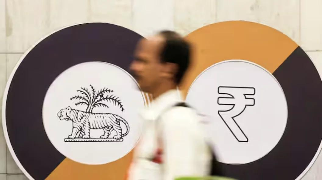 India’s Forex Reserves Hit Record $729 Billion After $63 Billion Surge in Eight Weeks