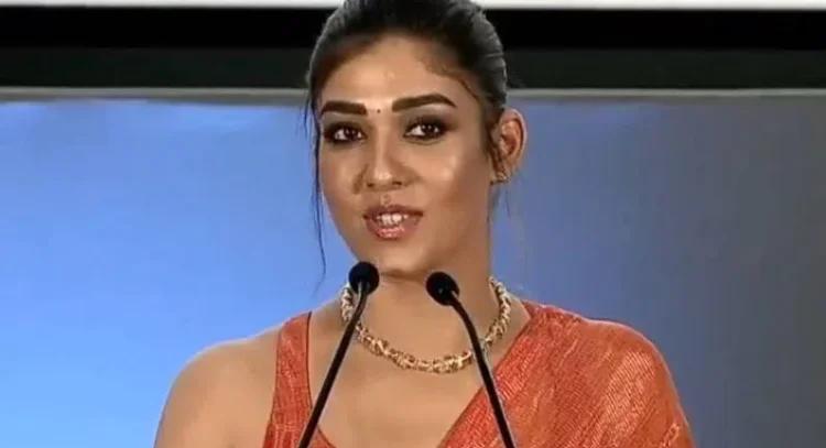 ‘టాక్సిక్’ సినిమాకు మొదట నో చెప్పా.. గీతూ మోహన్దాస్ నన్ను ఒప్పించిన విధానం ఇదే: నయనతార