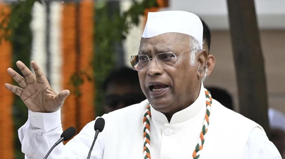 Modi Government Trying to End Reservation Through the Back Door by Keeping Vacancies Unfilled: Kharge